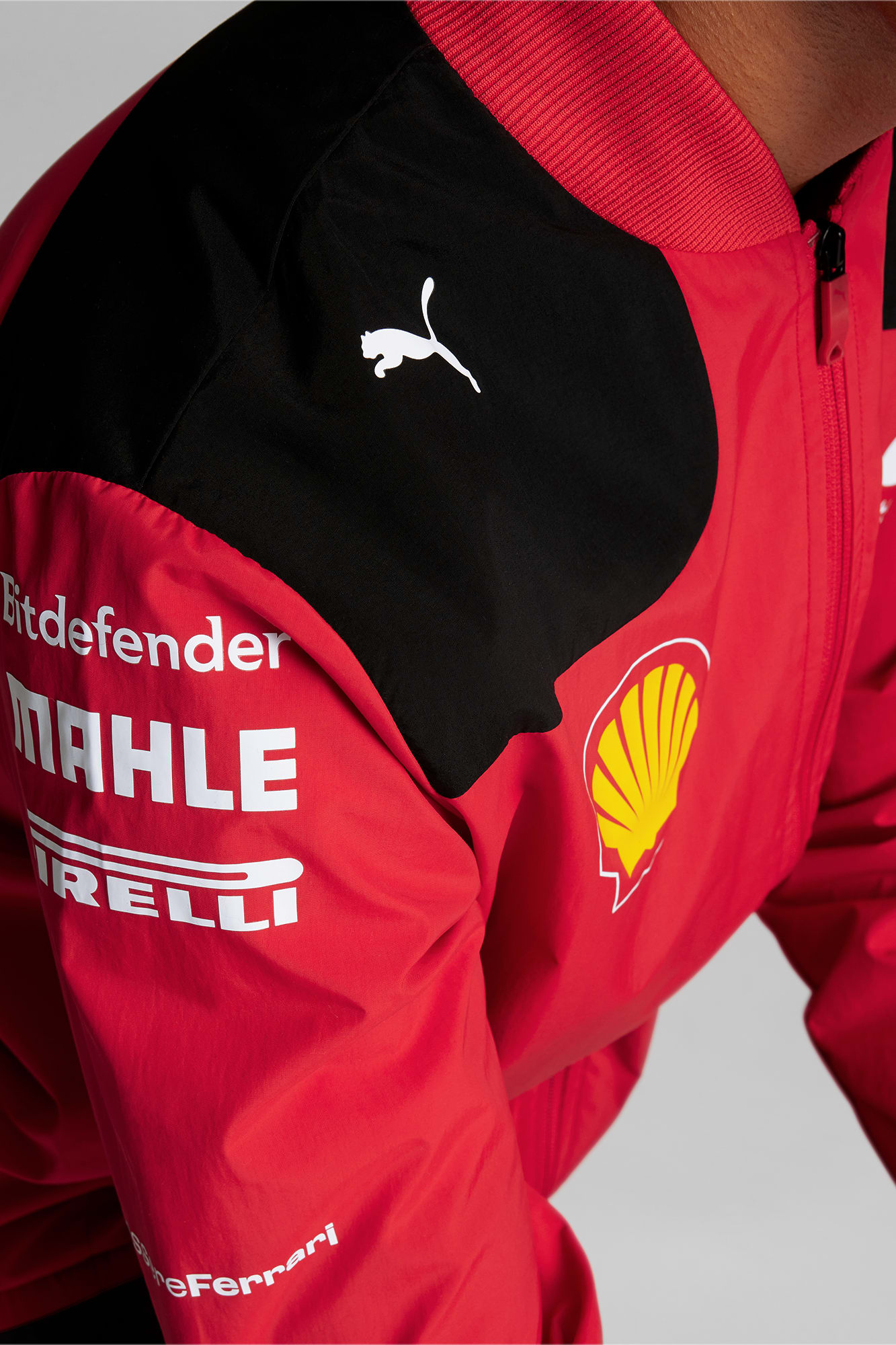 (image for) Ingenious Scuderia Ferrari 2023 Team Replica Jacket